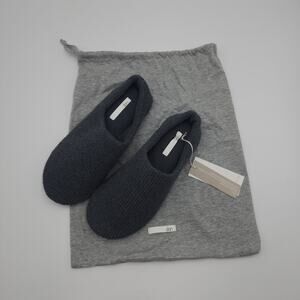 Skin Waffle House Shoe in Misty Grey Size XS